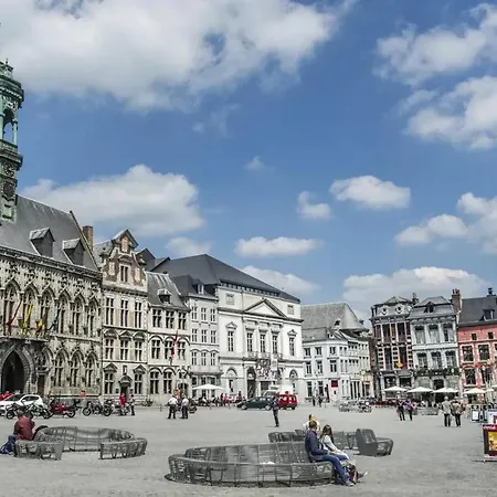 Charming Flat In The Heart Of 45 M² Parking Included. Lägenhet *